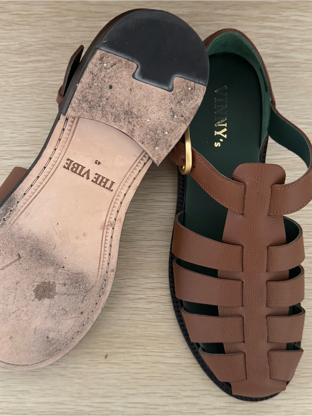 Vinny’s Mens Brown Leather Fisherman Sandals with Gold Buckle (EU 43 / US 10) - Picture 2 of 5